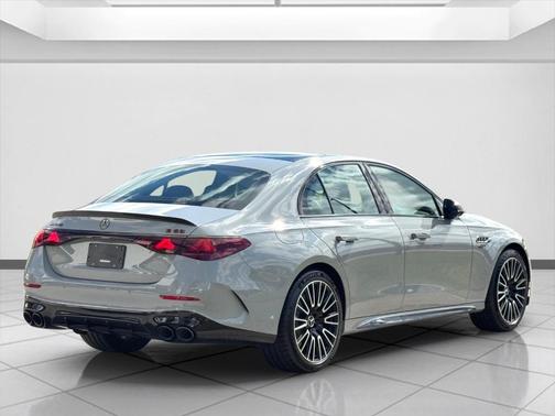 2026 Mercedes-Benz AMG E 53 Base