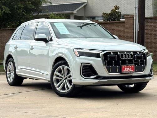 2025 Audi Q7 55 Premium Plus