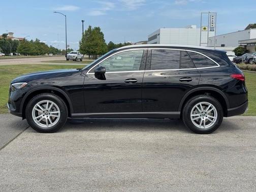 2025 Mercedes-Benz GLC 300 Base