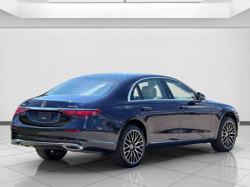 Nautical Blue Metallic 2026 Mercedes-Benz S-Class S 500 4MATIC