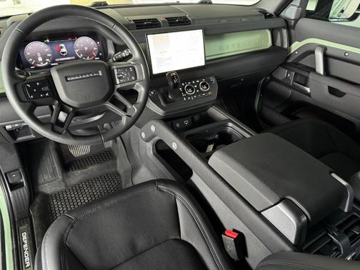 2023 Land Rover Defender 75th Limited Edition
