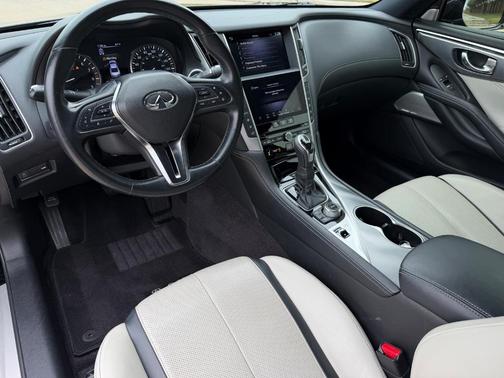 2021 INFINITI Q60 3.0t LUXE