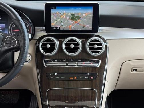 2016 Mercedes-Benz GLC-Class GLC 300