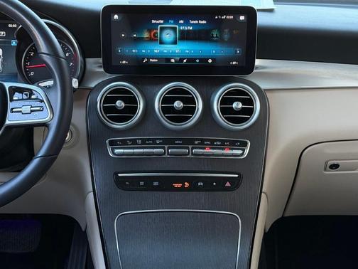 2022 Mercedes-Benz GLC 300 Base