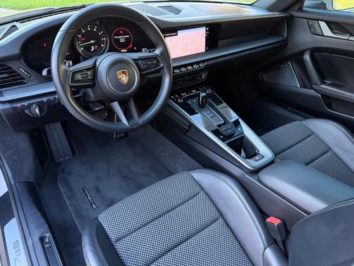 2023 Porsche 911 Carrera S