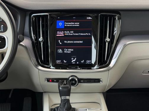 2020 Volvo S60 T5 Momentum