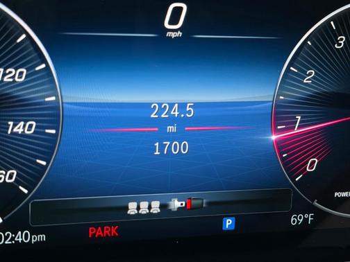 2025 Mercedes-Benz GLA 250 Base