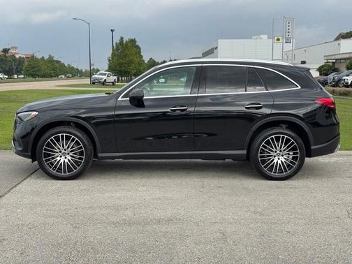 2025 Mercedes-Benz GLC 300 Base