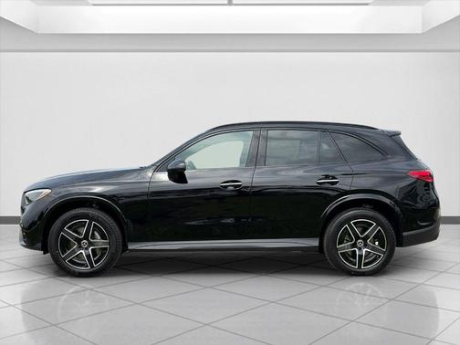 Black 2026 Mercedes-Benz GLC 300 Base 4MATIC