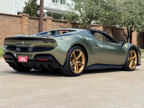 2024 Ferrari 296 GTS Base