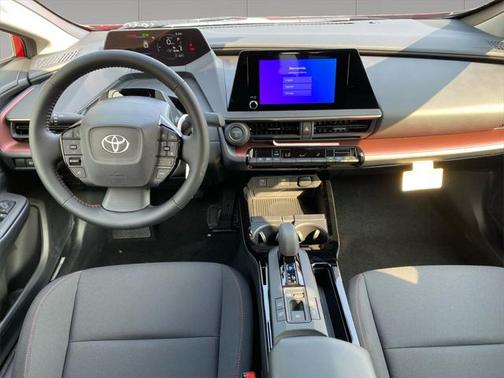2025 Toyota Prius L