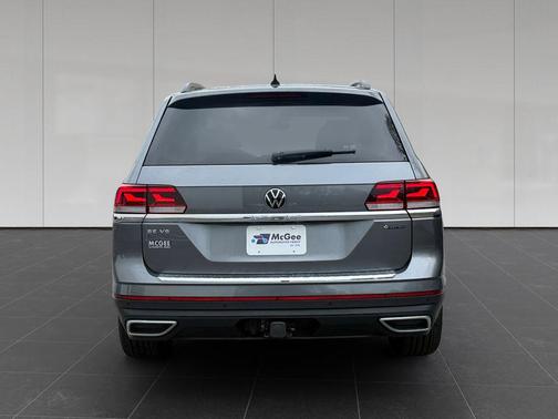 Pyrite Silver Metallic 2023 Volkswagen Atlas 3.6L SE w/Technology
