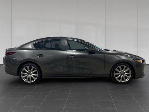 2022 Mazda Mazda3 AWD w/Preferred Package