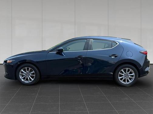 2022 Mazda Mazda3 FWD