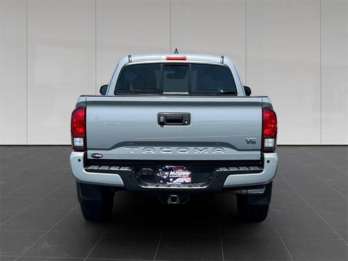 2018 Toyota Tacoma TRD Sport