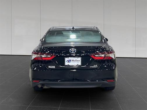 2024 Toyota Camry Hybrid LE