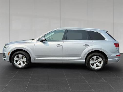 2019 Audi Q7 45 Premium Plus