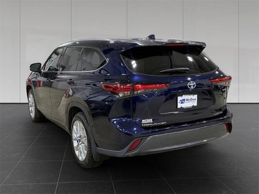 2022 Toyota Highlander Hybrid Limited