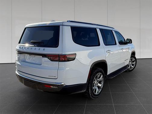 2022 Jeep Wagoneer Series II 4x4