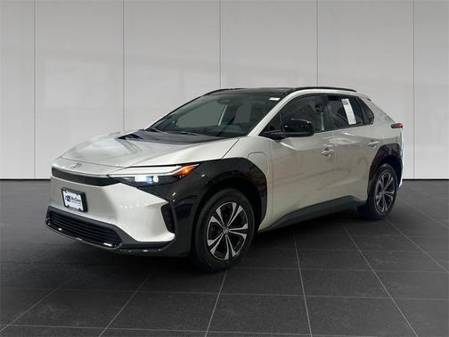 2025 Toyota bZ4X XLE