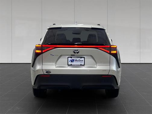 2025 Toyota bZ4X XLE
