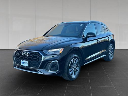 2022 Audi Q5 45 S line Premium