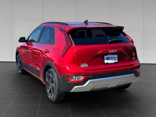 Runway Red 2023 Kia Niro EX