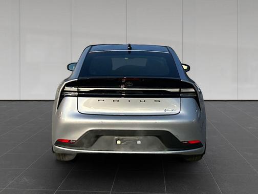 Cutting Edge 2026 Toyota Prius Plug-In Hybrid SE