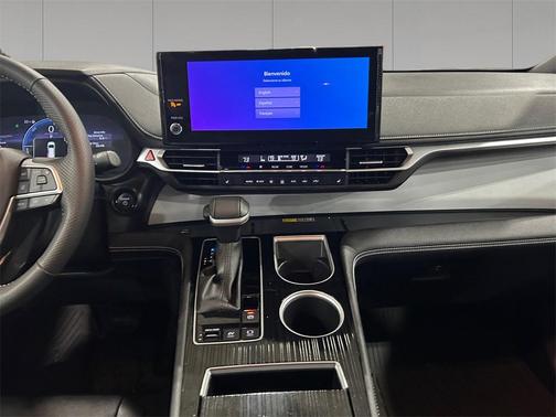 2025 Toyota Sienna XSE 7 Passenger