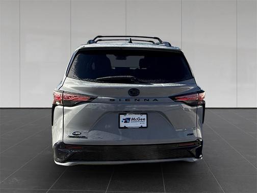 2025 Toyota Sienna XSE 7 Passenger