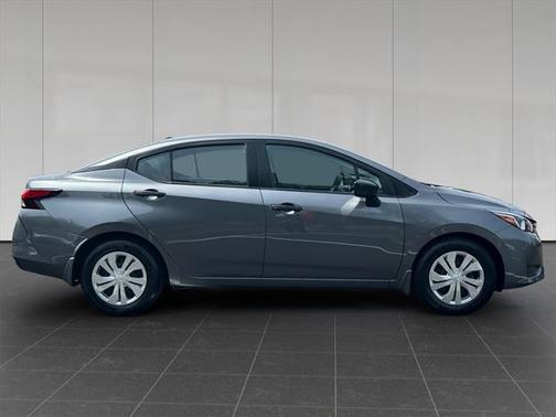 2023 Nissan Versa 1.6 S