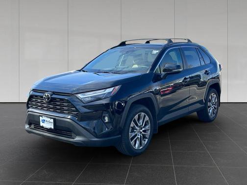 Midnight Black Metallic 2022 Toyota RAV4 XLE Premium