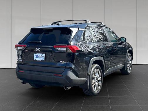 Midnight Black Metallic 2022 Toyota RAV4 XLE Premium