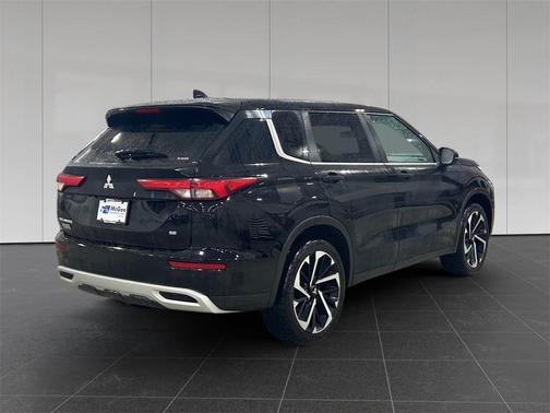 2024 Mitsubishi Outlander SE Black Edition S-AWC