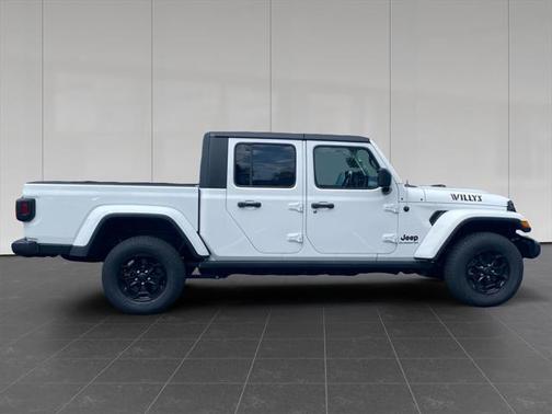 2022 Jeep Gladiator Willys 4x4