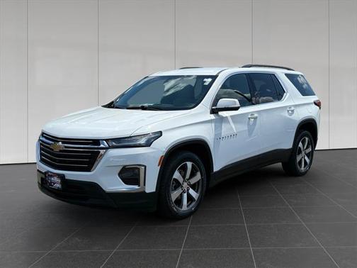 2022 Chevrolet Traverse LT Leather