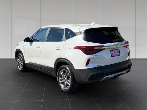 2023 Kia Seltos LX