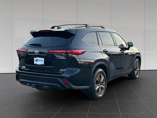 2023 Toyota Highlander Hybrid XLE
