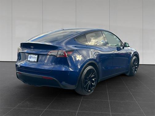 2021 Tesla Model Y Long Range Dual Motor All-Wheel Drive