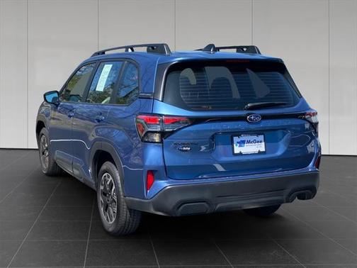 2025 Subaru Forester Base