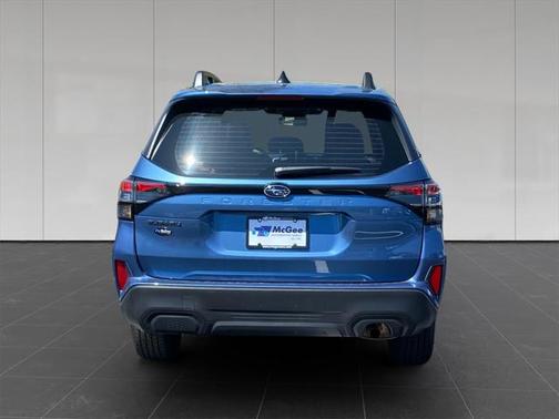 2025 Subaru Forester Base