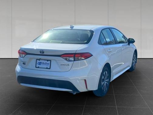 2022 Toyota Corolla Hybrid LE