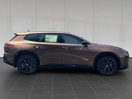 2025 Toyota Crown Signia Limited
