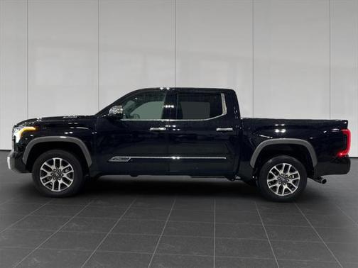 2025 Toyota Tundra Hybrid 1794 Edition