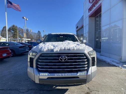 2024 Toyota Tundra Hybrid Capstone