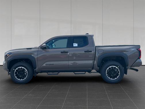 2026 Toyota Tacoma Hybrid TRD Off Road