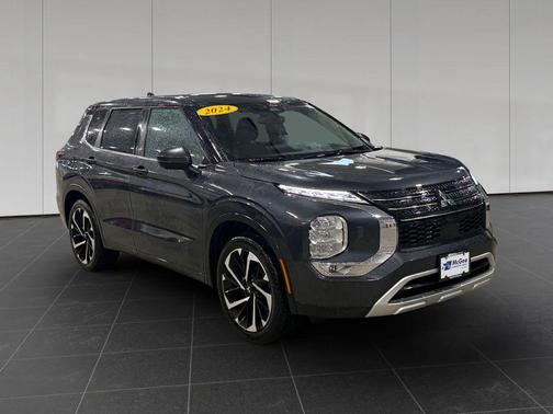 2024 Mitsubishi Outlander SE Black Edition S-AWC