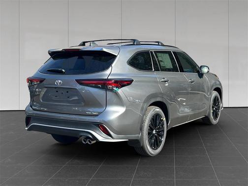 2026 Toyota Highlander XSE