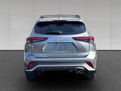 2026 Toyota Highlander XSE