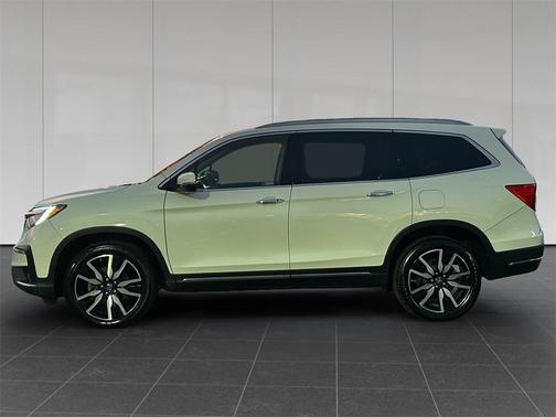 2019 Honda Pilot Touring 8-Passenger